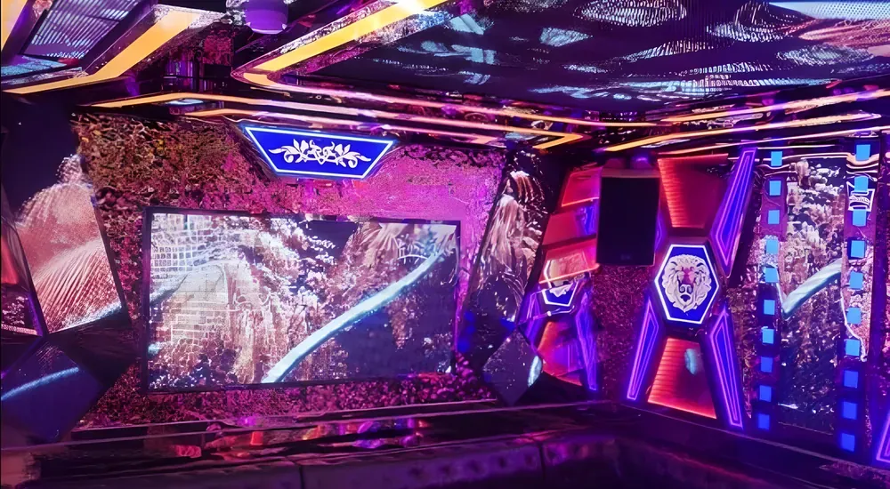 KTV 실내 장면